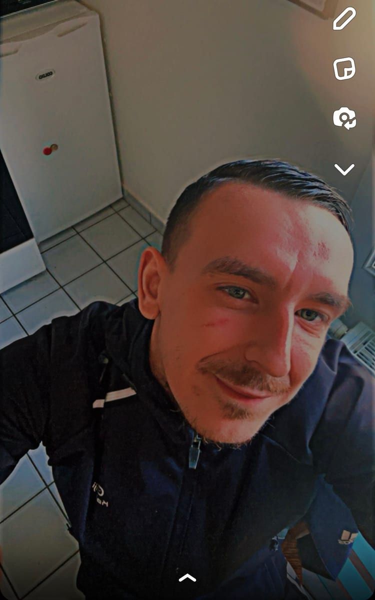 Metehan - Gay in Badenheim Profil von Metehan, 32 Jahre, Gay in Badenheim (Rheinland-Pfalz)