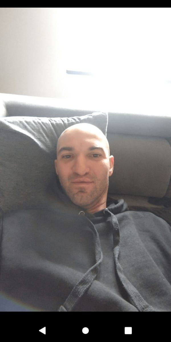 Zarko - Gay in Weidenbach Profil von Zarko, 28 Jahre, Gay in Weidenbach (Rheinland-Pfalz)