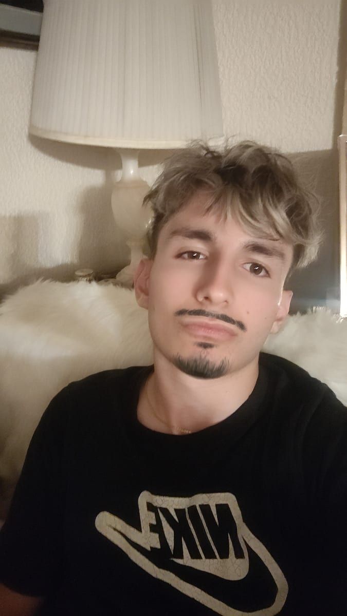 Profil von Nasser-eddine, 43 Jahre, Gay in Helmeroth (Rheinland-Pfalz)