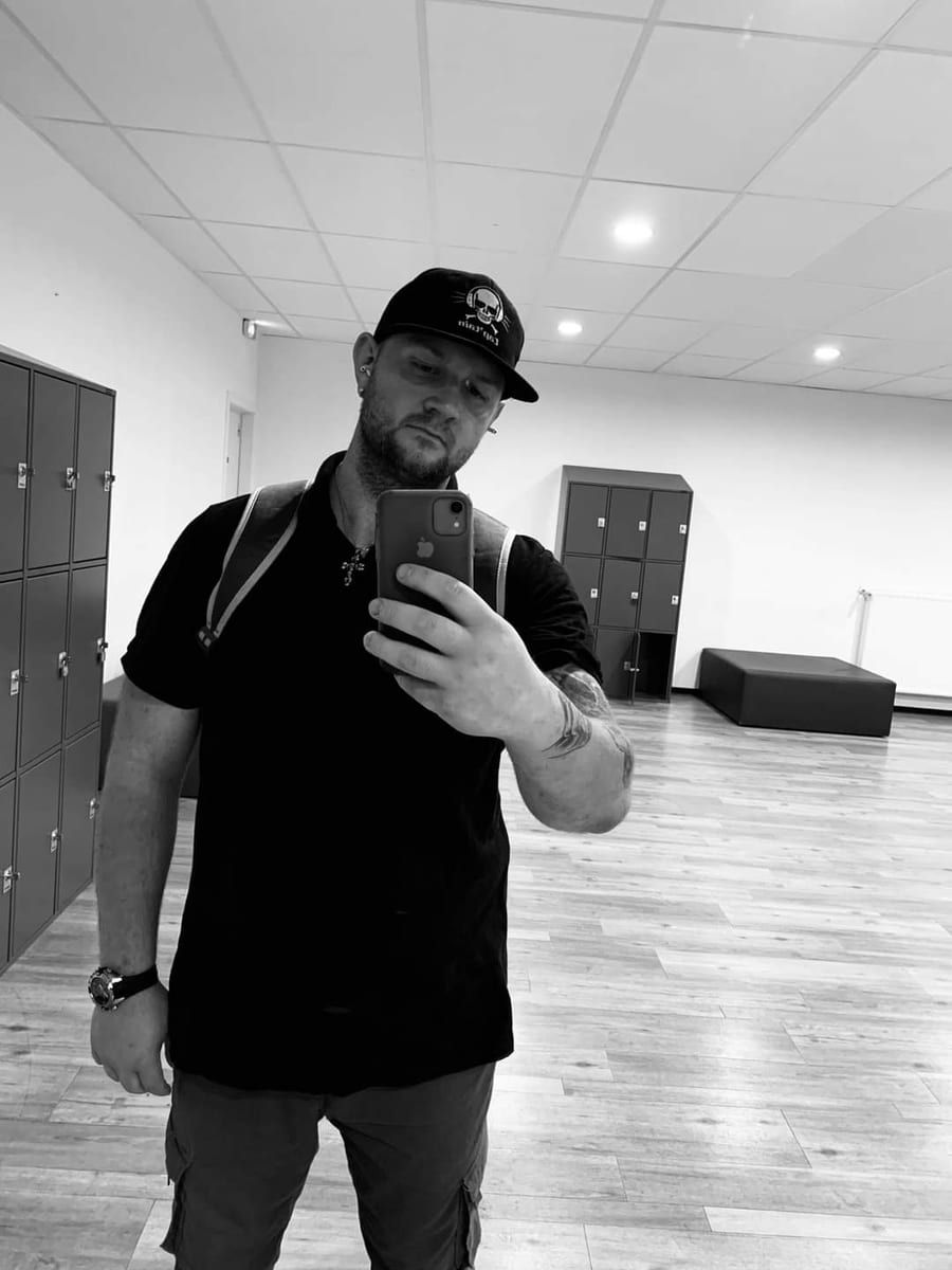 Kaelan - Gay in Bad Breisig Profil von Kaelan, 35 Jahre, Gay in Bad Breisig (Rheinland-Pfalz)