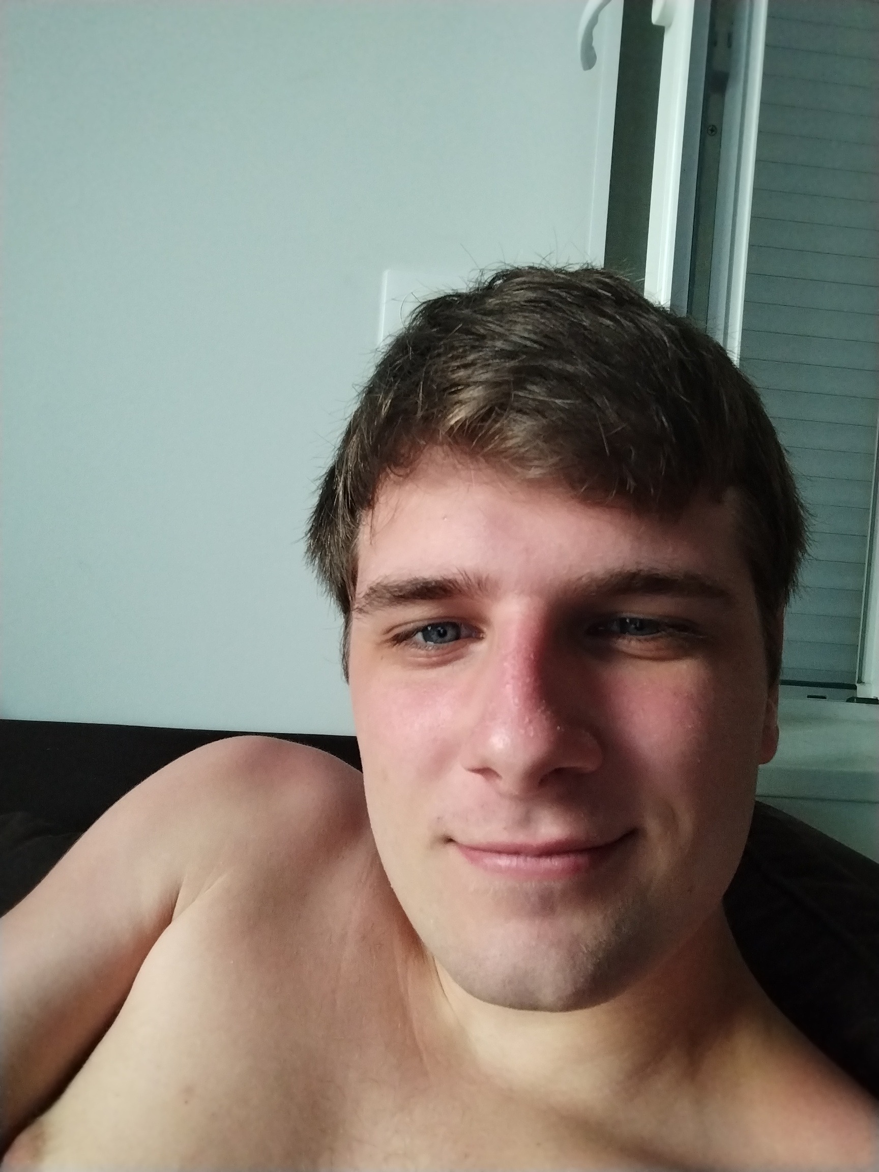 Erion - Gay in Gering Profil von Erion, 28 Jahre, Gay in Gering (Rheinland-Pfalz)