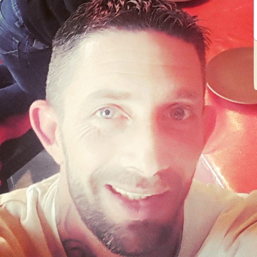 Manille - Gay in Eilscheid Profil von Manille, 35 Jahre, Gay in Eilscheid (Rheinland-Pfalz)