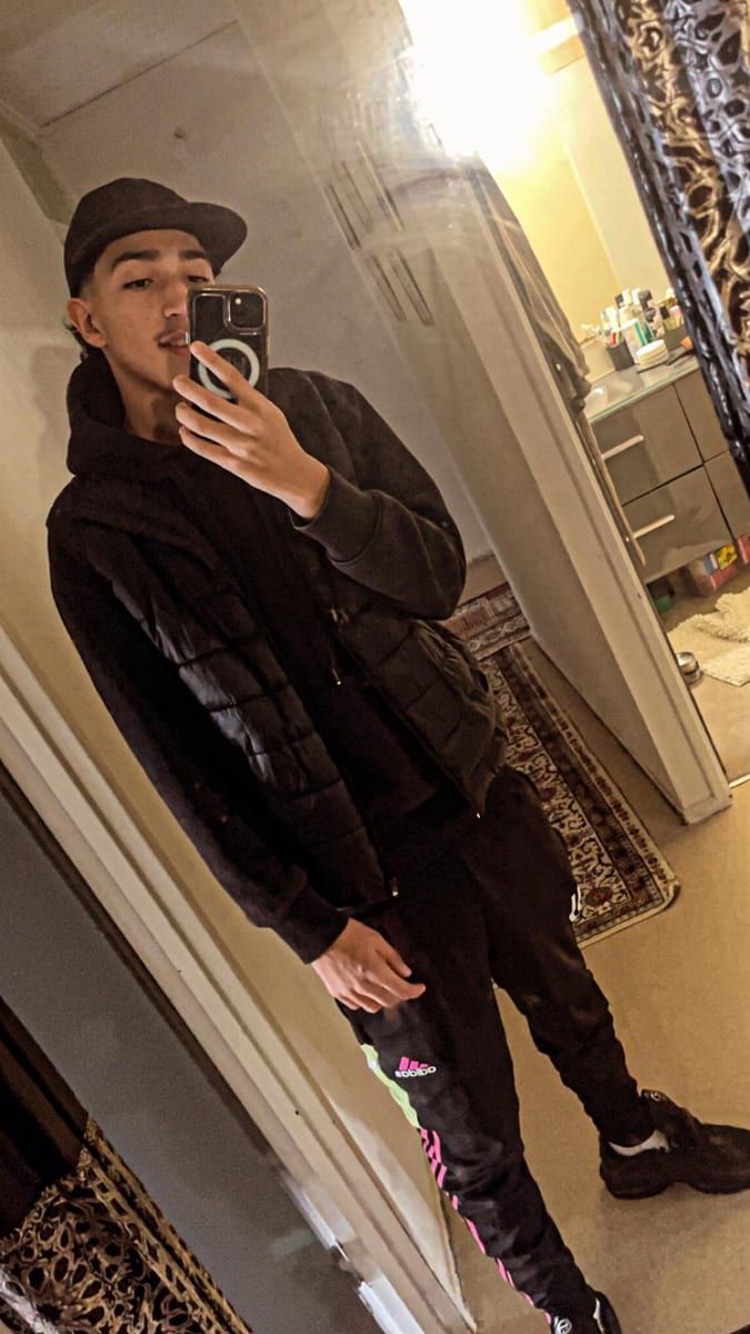 Abdelazize - Gay in Herschberg Profil von Abdelazize, 23 Jahre, Gay in Herschberg (Rheinland-Pfalz)