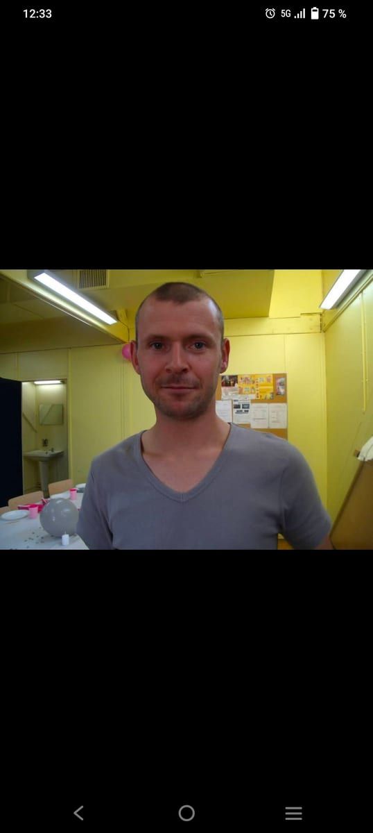 Profil von Rohat, 38 Jahre, Gay in Horperath (Rheinland-Pfalz)