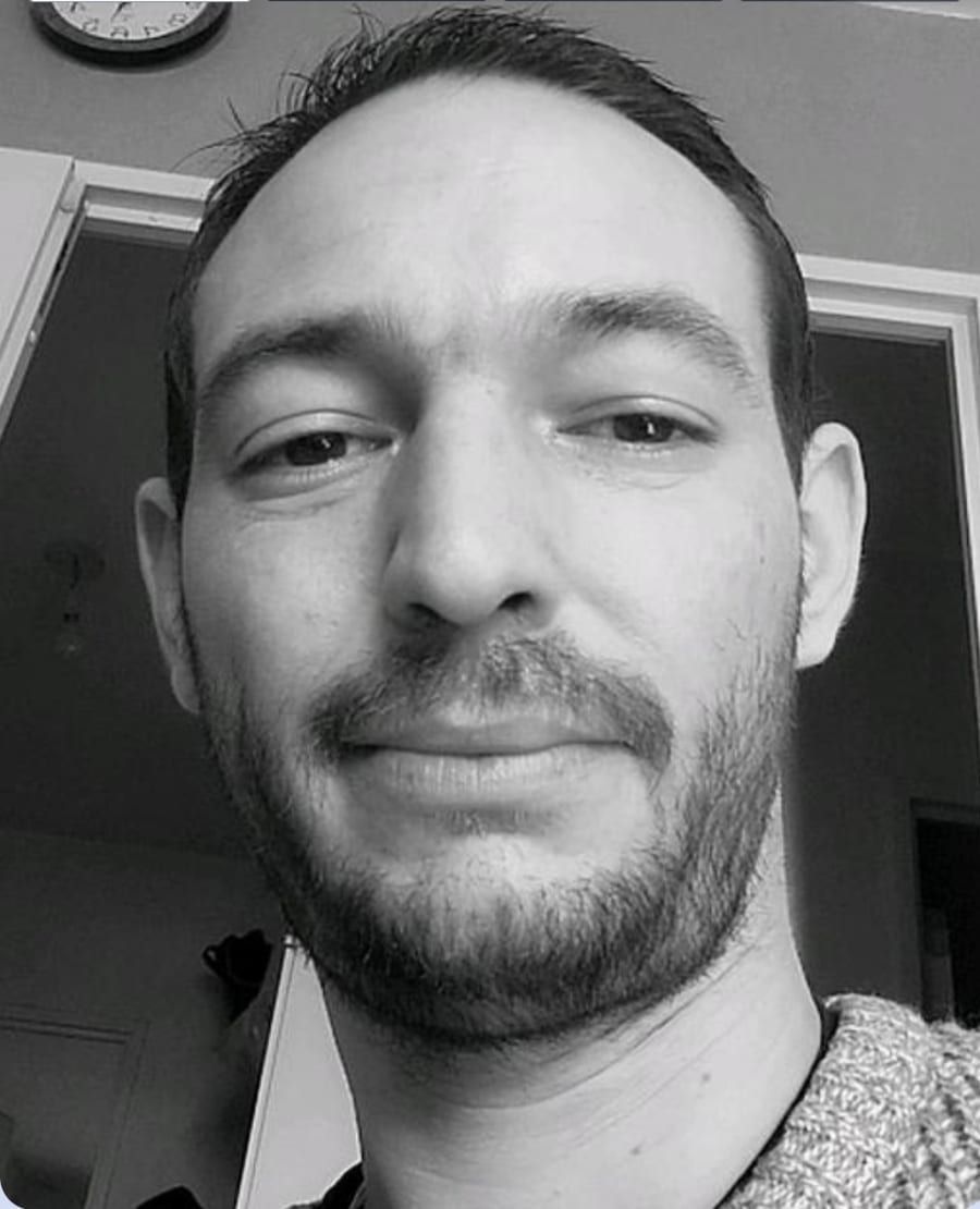 Profil von Looka, 37 Jahre, Gay in Mülbach (Rheinland-Pfalz)