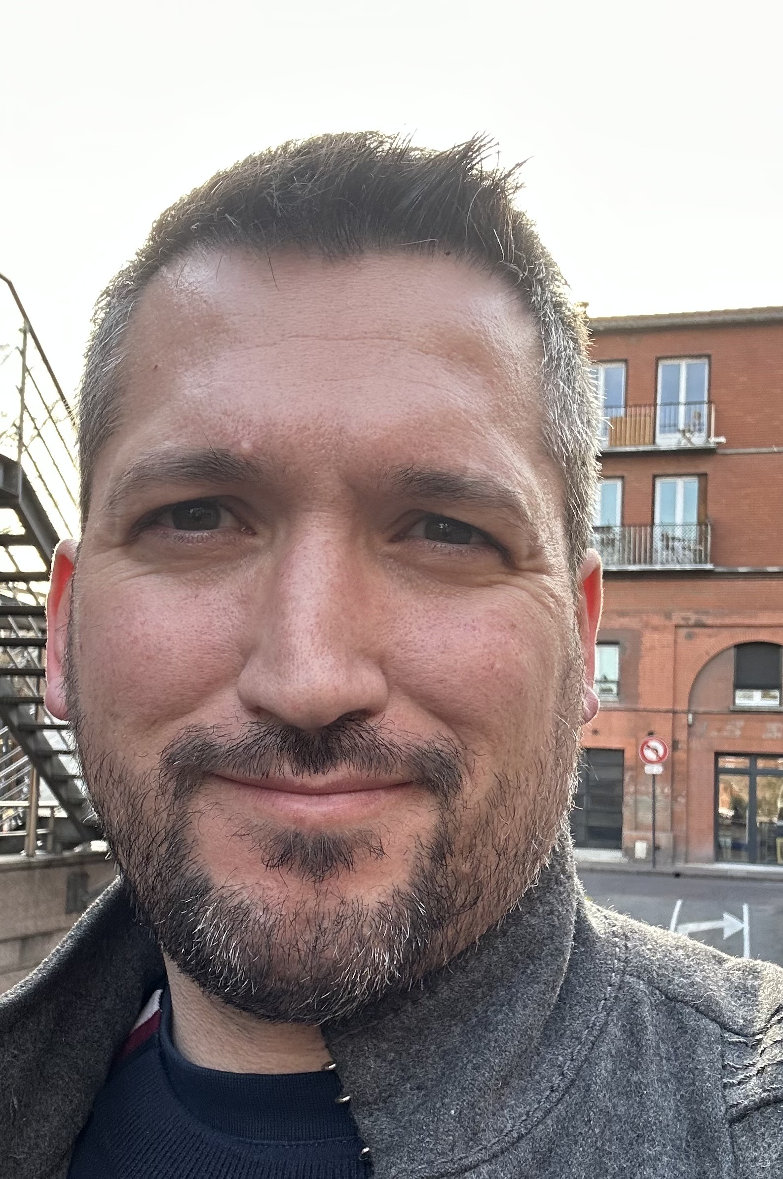 Ferrucio - Gay in Bitzen Profil von Ferrucio, 27 Jahre, Gay in Bitzen (Rheinland-Pfalz)