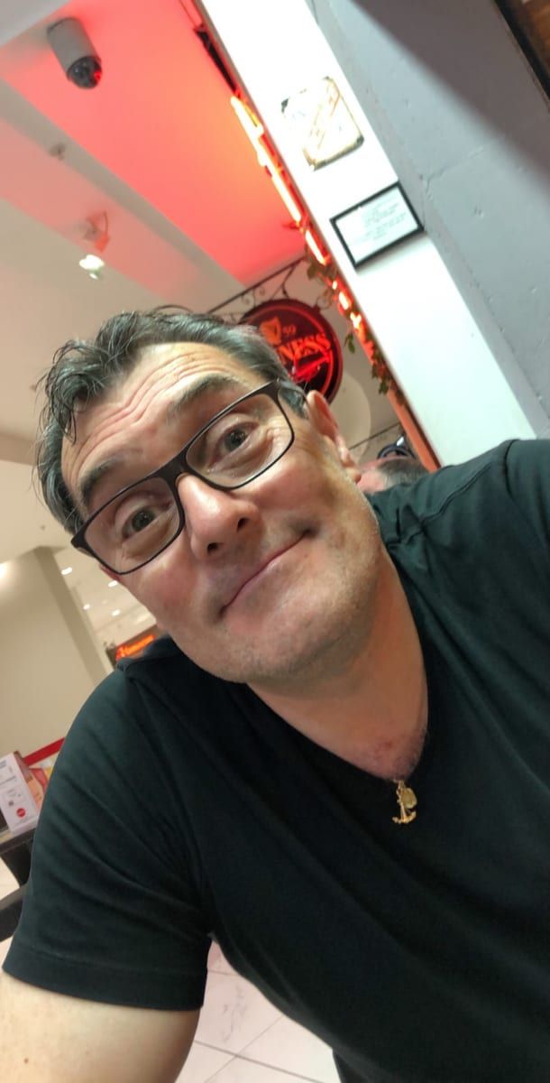 Gilles - Gay in Dahn Profil von Gilles, 39 Jahre, Gay in Dahn (Rheinland-Pfalz)