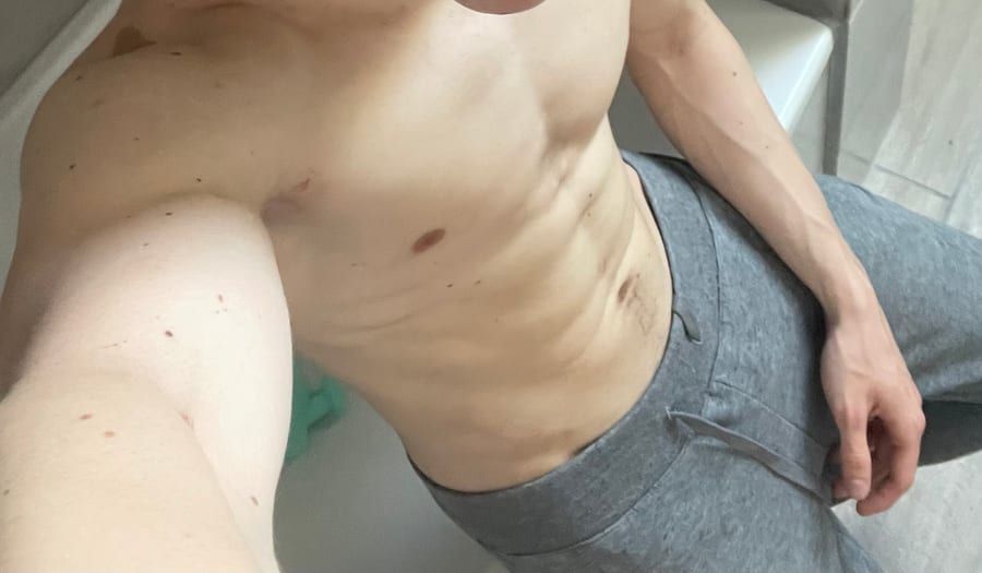 Abdelaali - Gay in Prath Profil von Abdelaali, 33 Jahre, Gay in Prath (Rheinland-Pfalz)
