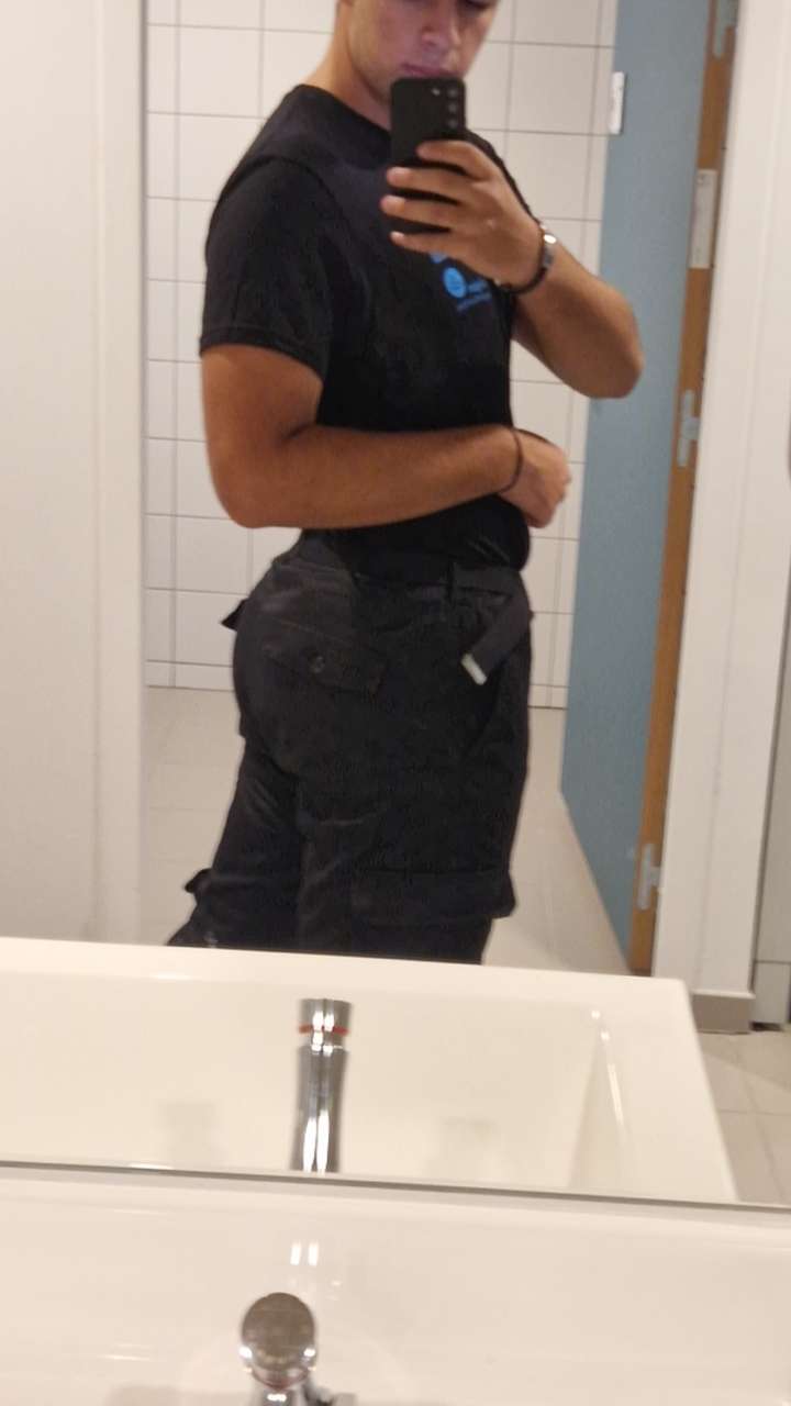 Profil von Eliott, 28 Jahre, Gay in Lutzerath (Rheinland-Pfalz)