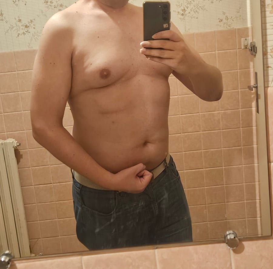 Aleksandar - Gay in Igel Profil von Aleksandar, 38 Jahre, Gay in Igel (Rheinland-Pfalz)