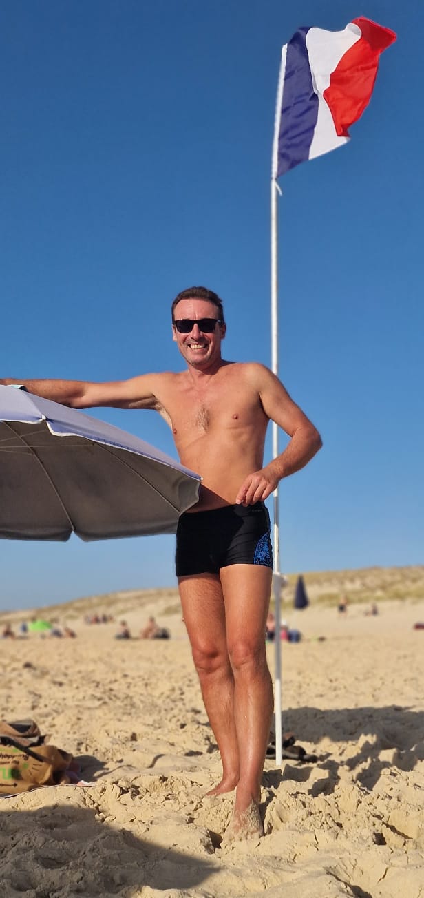 Georges-louis - Gay in Dahn Profil von Georges-louis, 45 Jahre, Gay in Dahn (Rheinland-Pfalz)