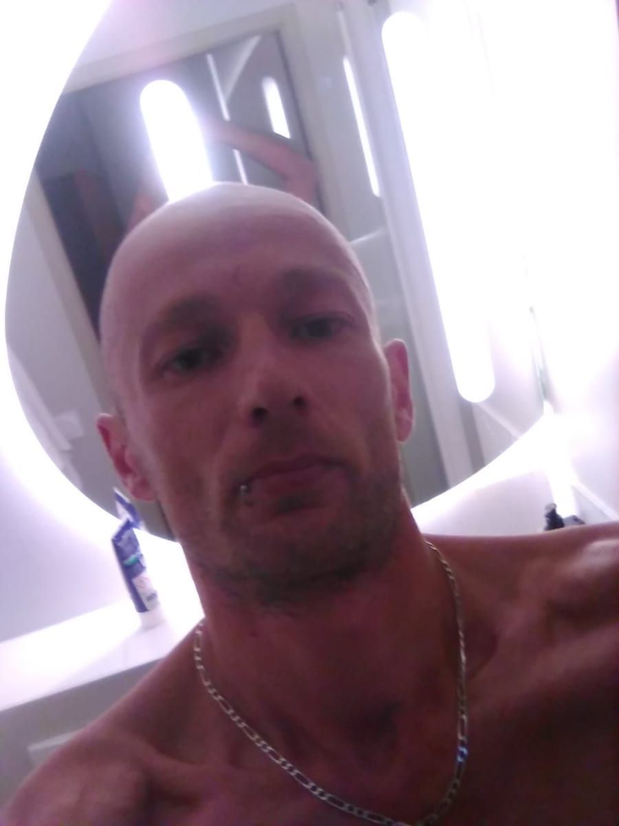Rhayan - Gay in Hungenroth Profil von Rhayan, 30 Jahre, Gay in Hungenroth (Rheinland-Pfalz)
