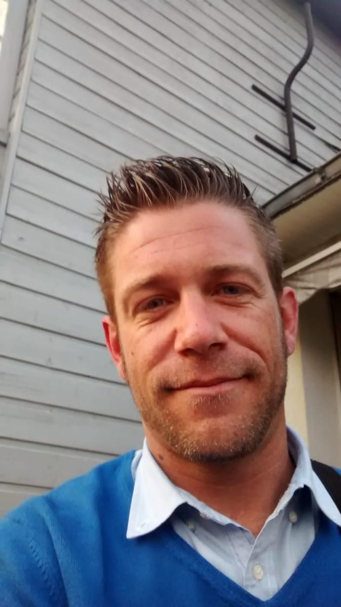 Souan - Gay in Lemberg Profil von Souan, 28 Jahre, Gay in Lemberg (Rheinland-Pfalz)