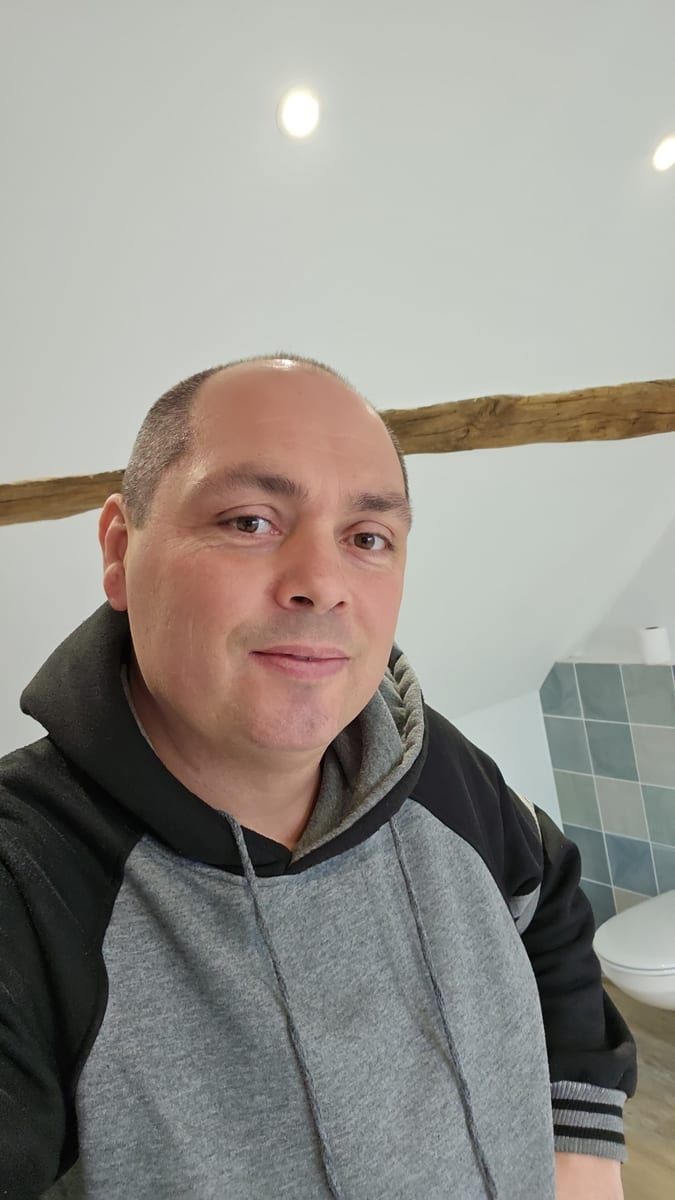Asim - Gay in Dhronecken Profil von Asim, 40 Jahre, Gay in Dhronecken (Rheinland-Pfalz)