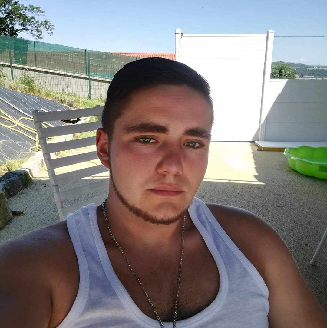 Yacoub - Gay in Kundert Profil von Yacoub, 32 Jahre, Gay in Kundert (Rheinland-Pfalz)