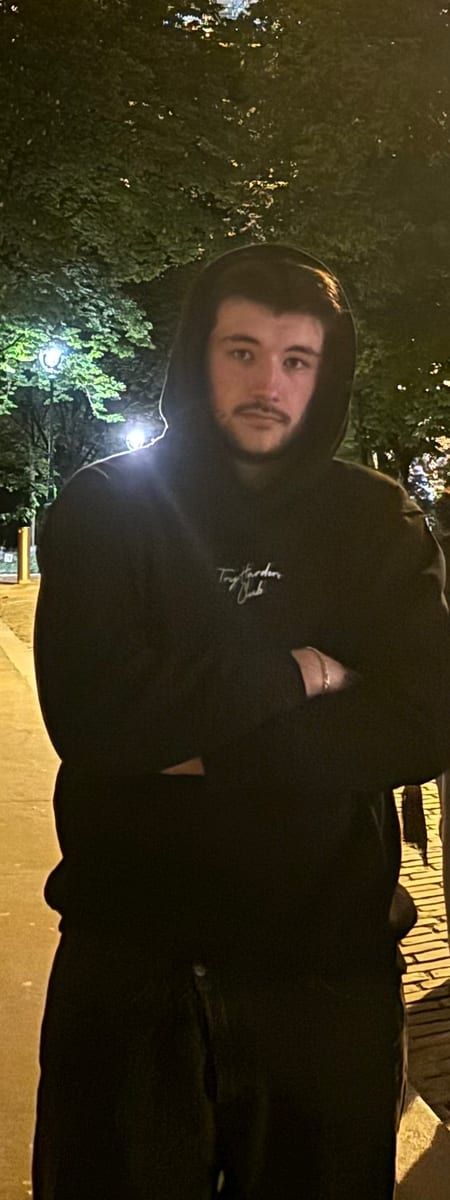 Adhémar - Gay in Bubach Profil von Adhémar, 31 Jahre, Gay in Bubach (Rheinland-Pfalz)