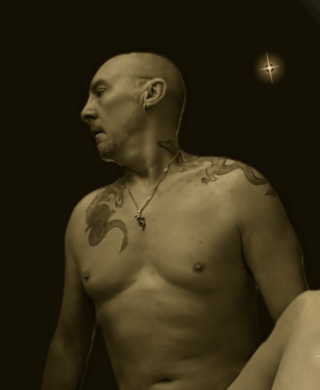 Ram - Gay in Neustadt/ Westerwald Profil von Ram, 30 Jahre, Gay in Neustadt/ Westerwald (Rheinland-Pfalz)