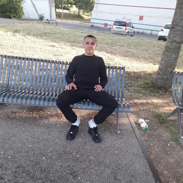Remigio - Gay in Eichenbach Profil von Remigio, 24 Jahre, Gay in Eichenbach (Rheinland-Pfalz)