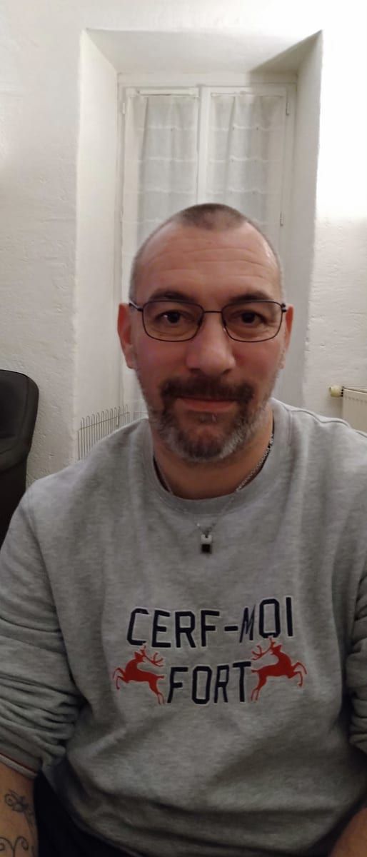 Profil von Bugra, 31 Jahre, Gay in Erden (Rheinland-Pfalz)