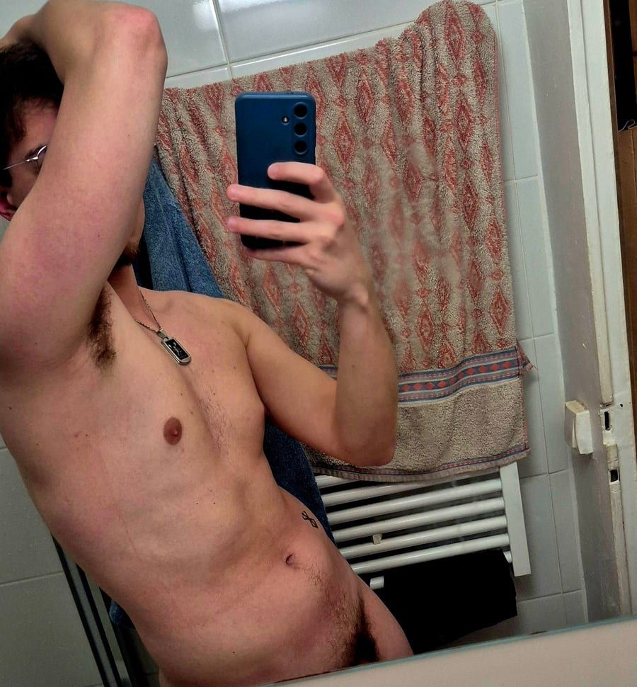 Profil von Hyppolyte, 31 Jahre, Gay in Hammerstein (Rheinland-Pfalz)
