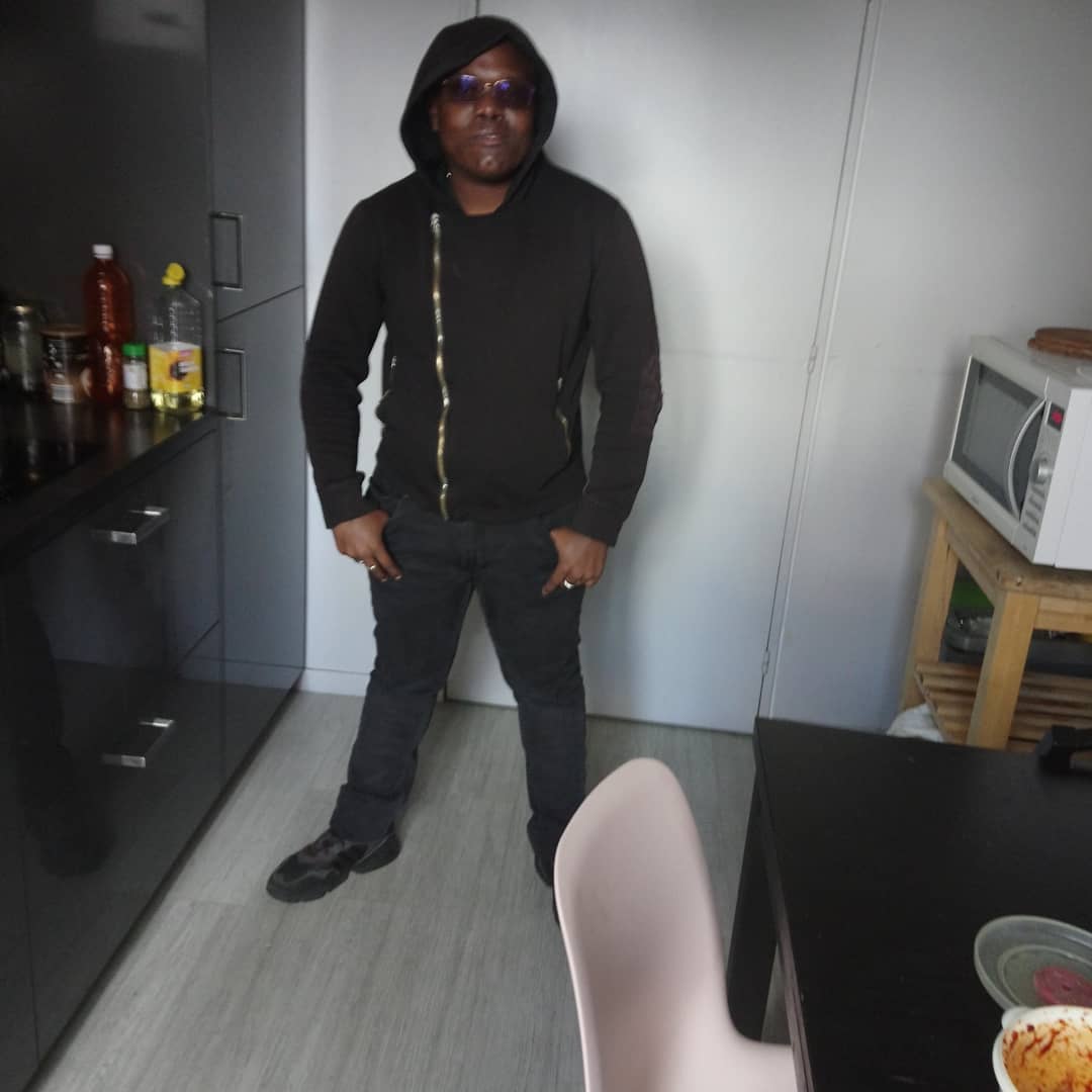 Profil von Endrit, 24 Jahre, Gay in Hahn (Rheinland-Pfalz)