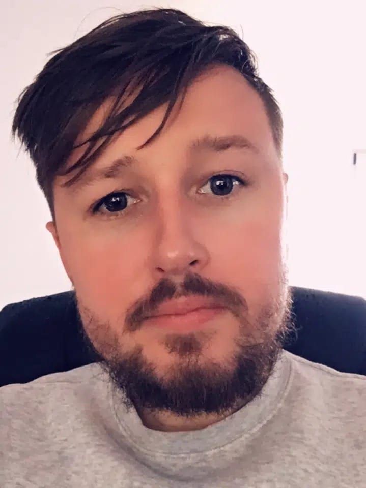 Mustafa - Gay in Eulenberg Profil von Mustafa, 27 Jahre, Gay in Eulenberg (Rheinland-Pfalz)