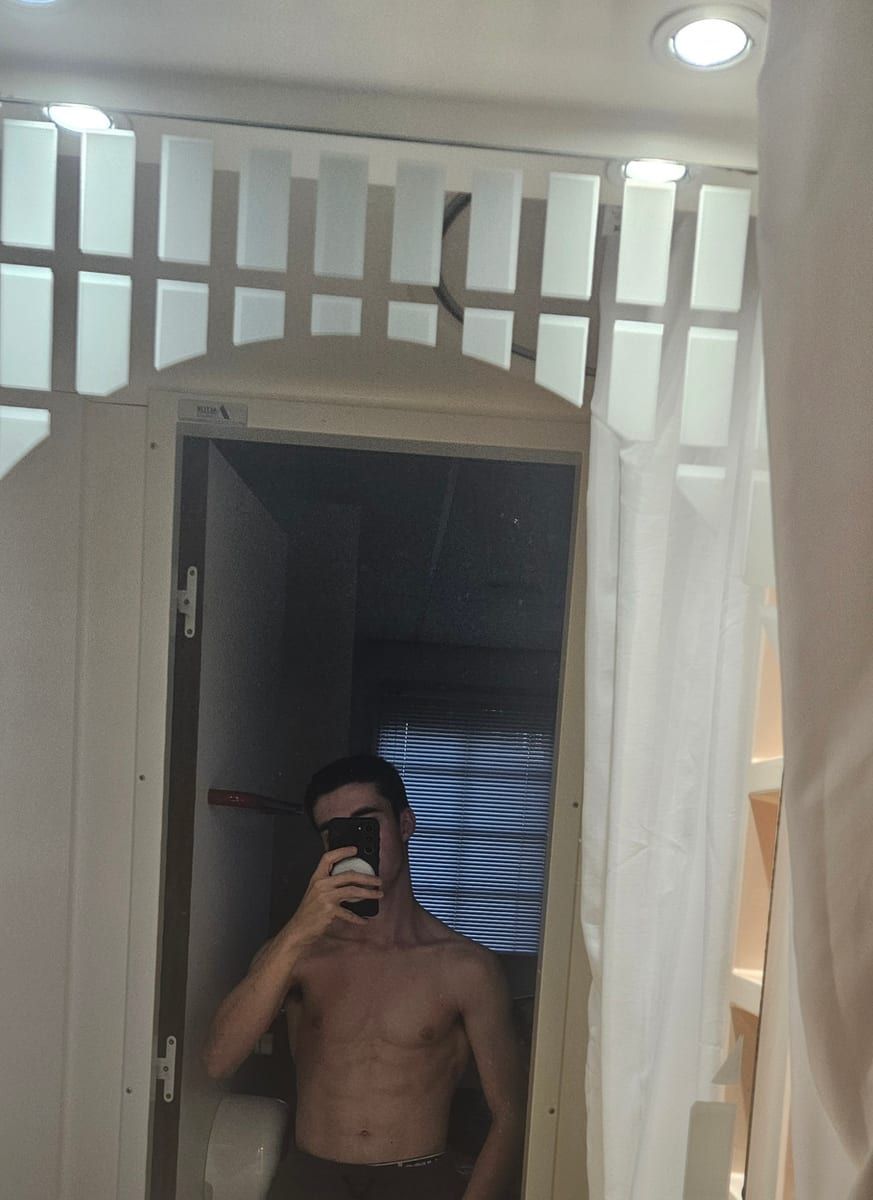 Profil von Rodoine, 23 Jahre, Gay in Schmitt (Rheinland-Pfalz)
