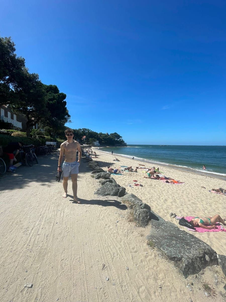 Manec - Gay in Neroth Profil von Manec, 24 Jahre, Gay in Neroth (Rheinland-Pfalz)