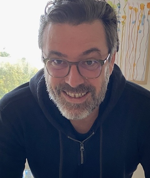 Abdeljalil - Gay in Weidenbach Profil von Abdeljalil, 45 Jahre, Gay in Weidenbach (Rheinland-Pfalz)