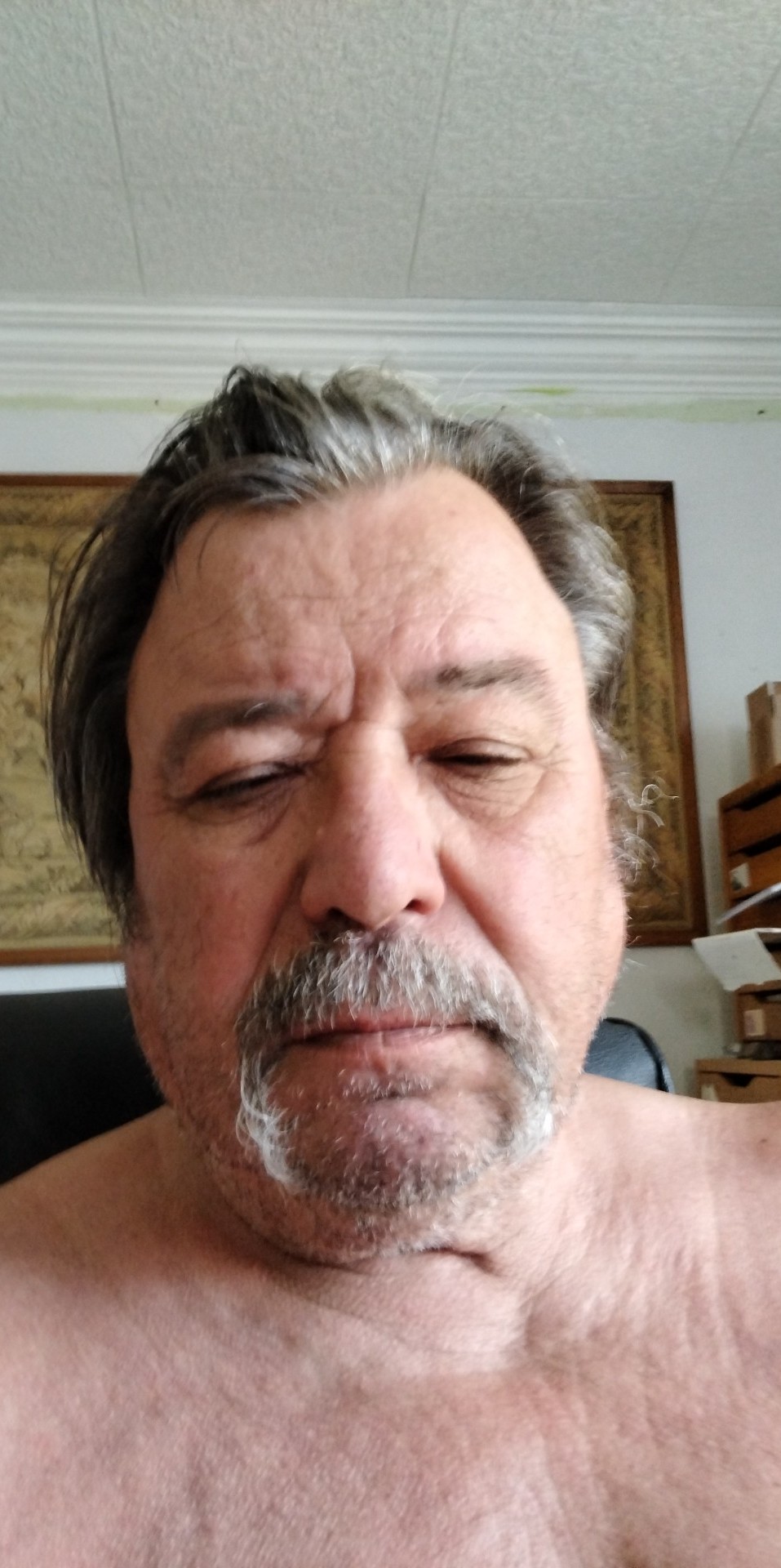 Maxen - Gay in Badenheim Profil von Maxen, 44 Jahre, Gay in Badenheim (Rheinland-Pfalz)