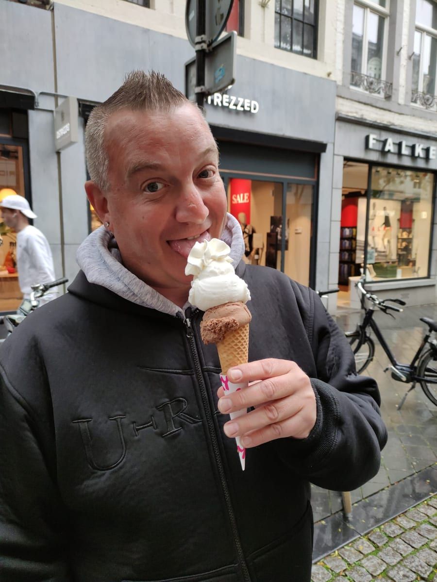 Irwin - Gay in Immerath Profil von Irwin, 28 Jahre, Gay in Immerath (Rheinland-Pfalz)